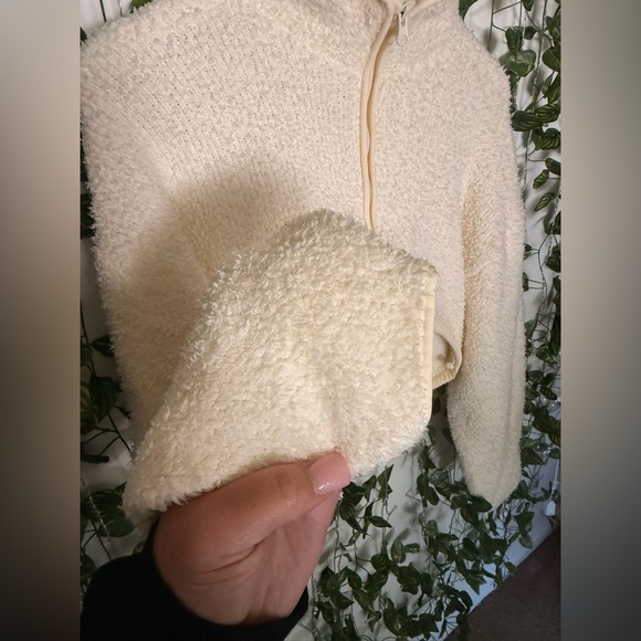 Skims Cozy Knit Pullover - Picture 2 of 10